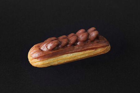 Эклер пекан