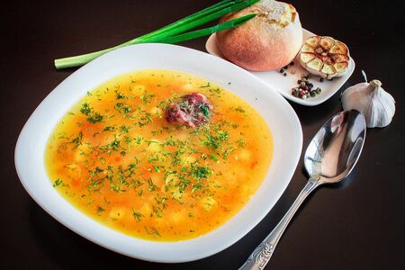 Суп гороховый с копчёностями