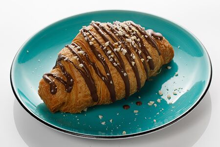 Круассан шоколадный