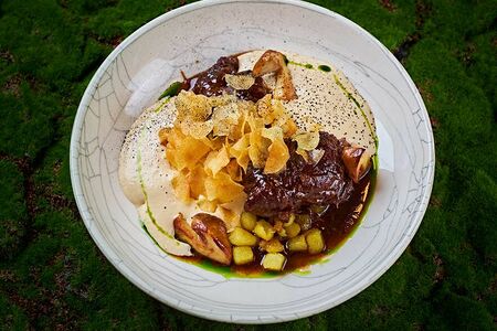 Телячьи щеки и 3 текстуры картофеля