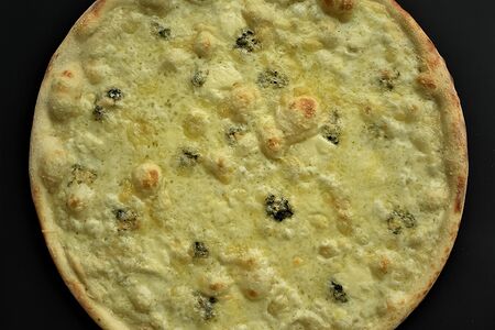 Пицца Четыре сыра 40 см