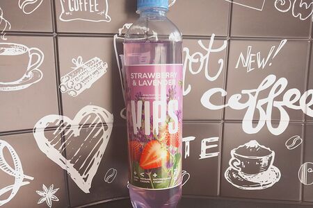 Газированный напиток Vips Клубника & Лаванда