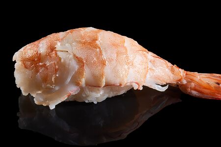 Суши с креветкой