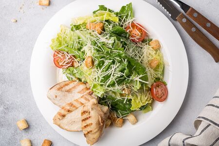 Цезарь с курицей