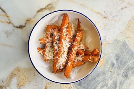 Батат с пармезаном