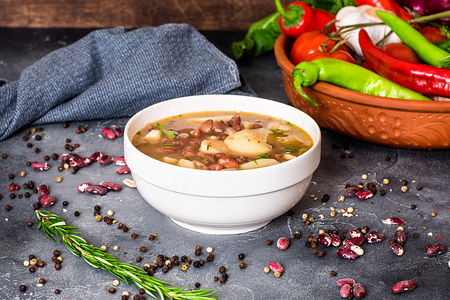 Суп фасолевый