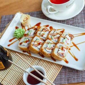 Ролл с крабом в темпуре