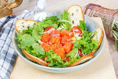 Цезарь с лососем