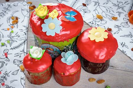 Кулич пасхальный (освещенный)