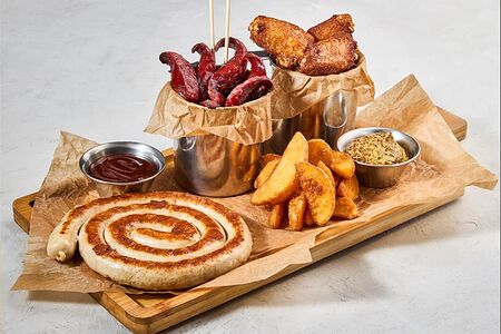 Мясная тарелка