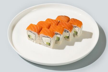 Филадельфия с лососем холодного копчения