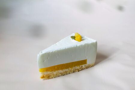 Торт Манговое мороженое