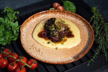 Говяжья щечка