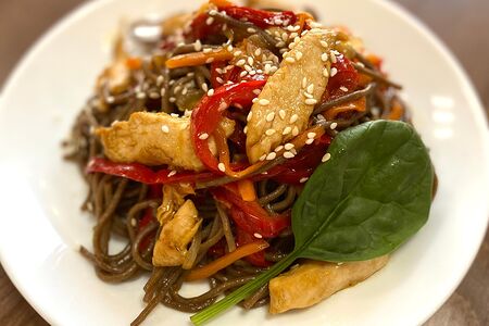 Удон со свининой