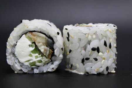 Ролл Острый угорь