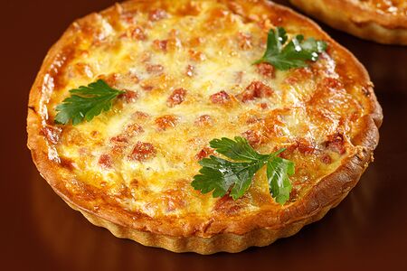 Киш с картофелем и ветчиной