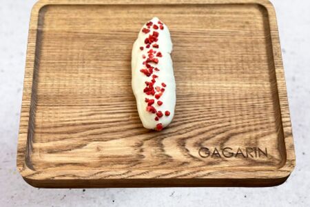 Малиновый эклер