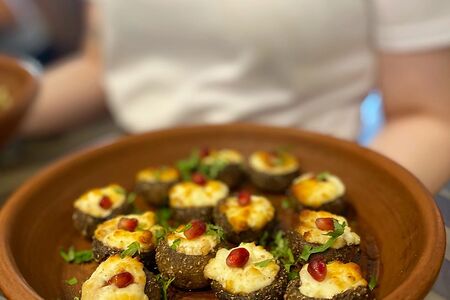 Грибы с сыром сулугуни