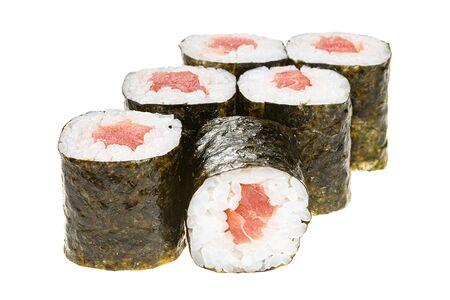 Ролл с тунцом