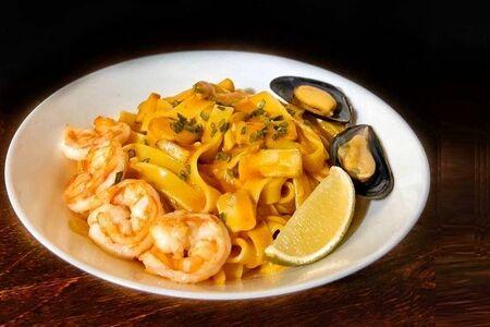 Том ям лапша