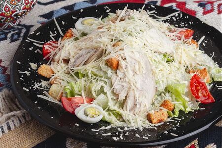 Цезарь с курицей