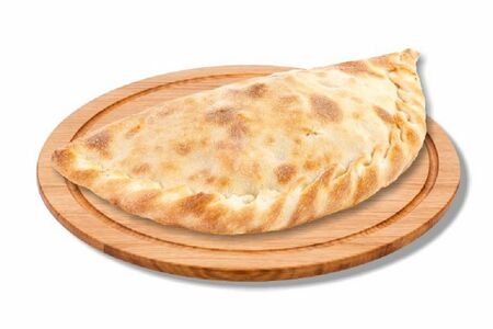 Кальцоне с ветчиной и сыром