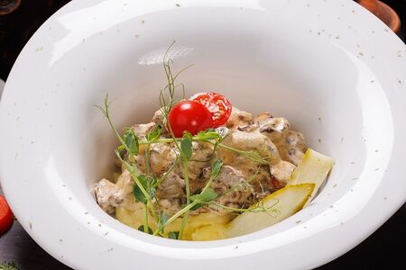 Бефстроганов