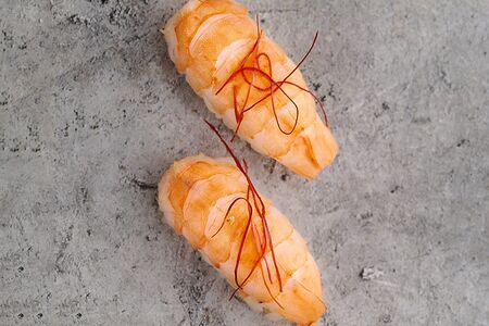 Нигири с креветкой