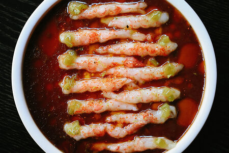 Креветка Ама Эби, соус тунец BBQ