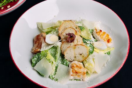 Салат Цезарь