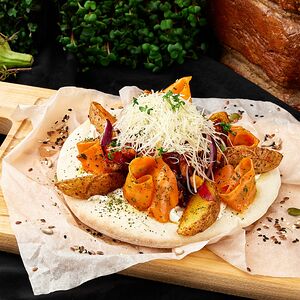 Курица на пите