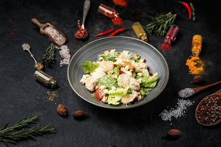 Цезарь с курицей