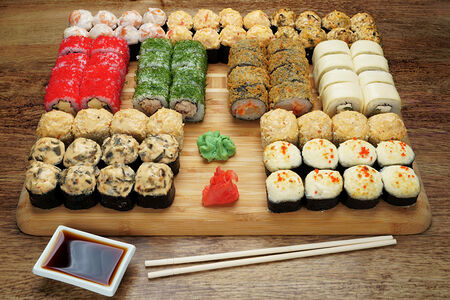 Сет 80 роллов