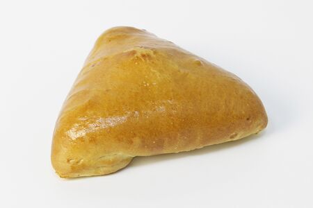 Пирожок с зеленым луком и яйцом