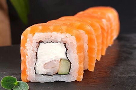 Ролл Филадельфия с креветками и лососем