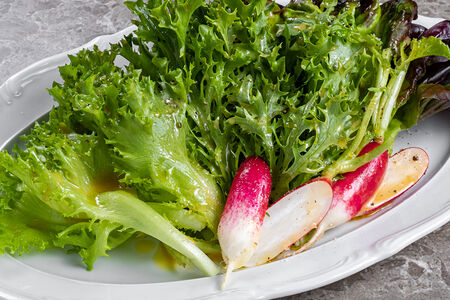 Зеленый салат