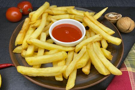 Картофель Фри с соусом барбекю