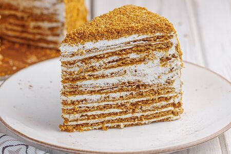 Пирожное Медовое