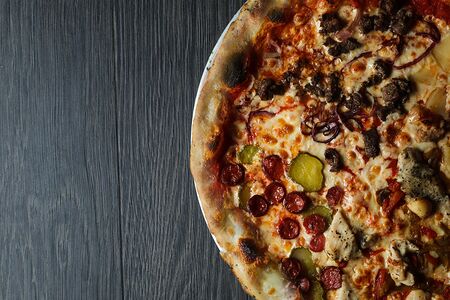 Пицца Четыре сезона Мясная