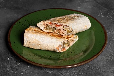 Шаурма в обычном лаваше