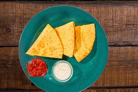 Кесадилья сырная