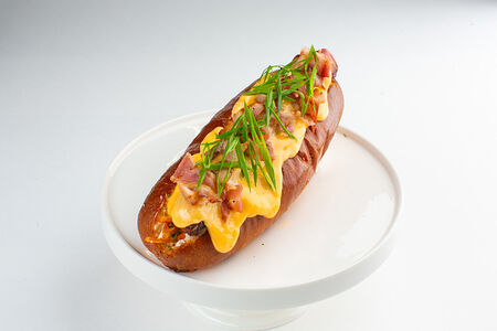 Хот-дог с беконом 