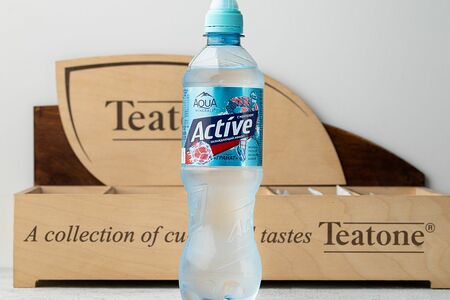 Aqua Minerale Active со вкусом граната
