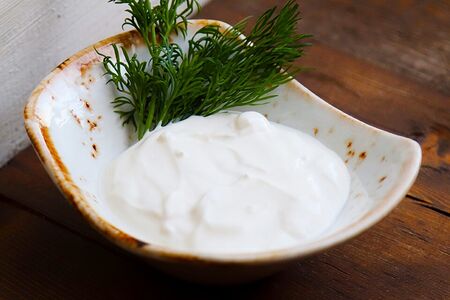 Соус Чесночно-сметанный