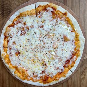 Маргарита, пицца на толстом тесте