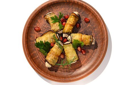 Рулетики из баклажанов