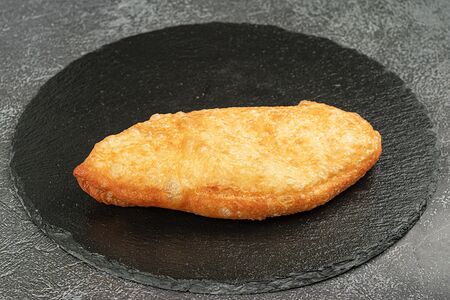 Пирожок с капустой