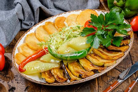 Овощи жаренные по-бакински