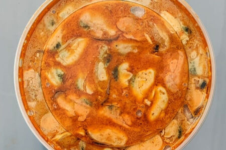 Мидии в соусе том ям