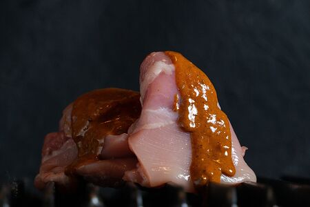 Куриное филе бедра маринованное